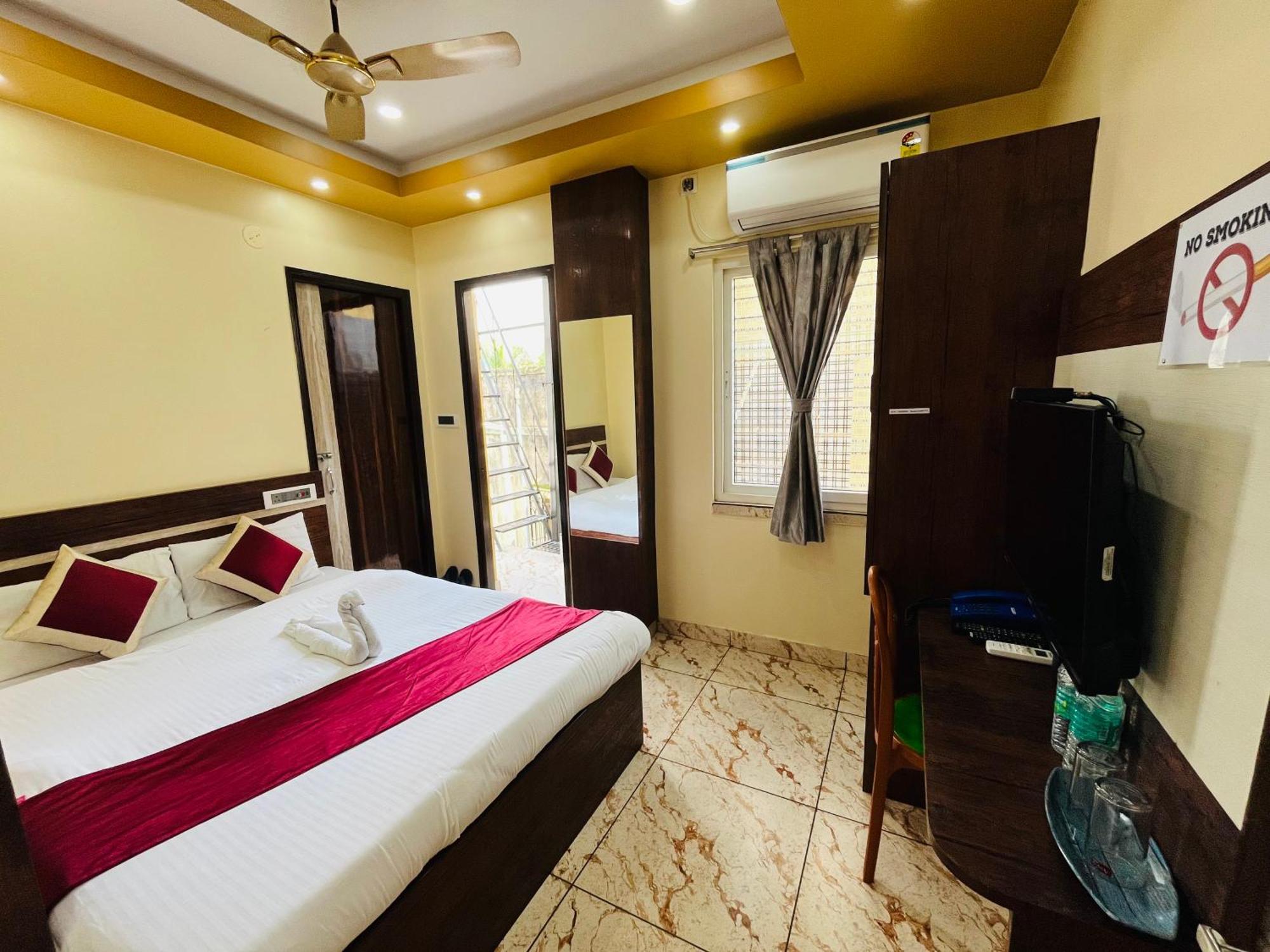 כלכותה Hotel Kanan Inn מראה חיצוני תמונה