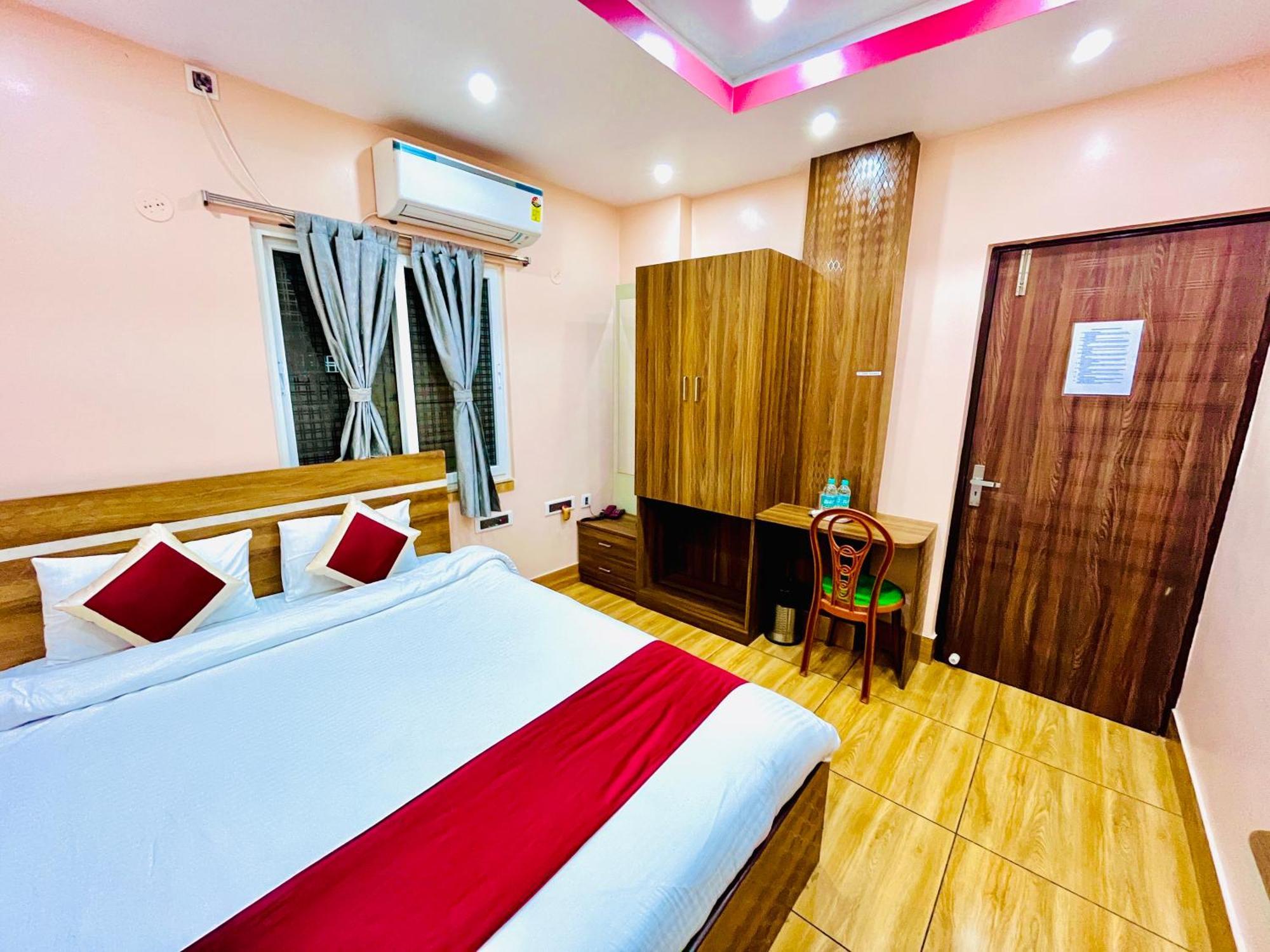 כלכותה Hotel Kanan Inn מראה חיצוני תמונה