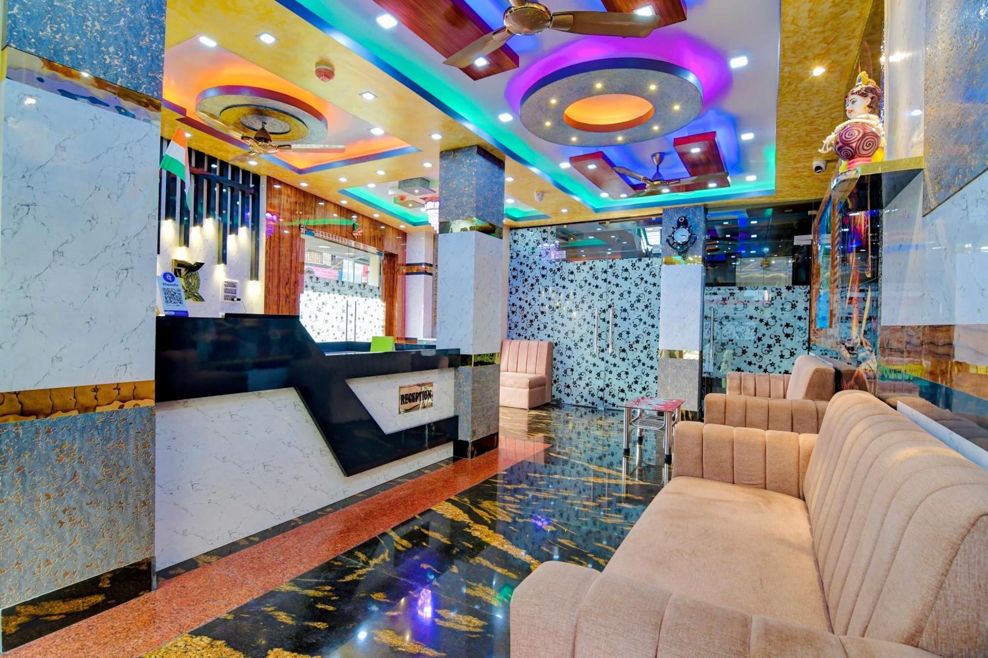 כלכותה Hotel Kanan Inn מראה חיצוני תמונה