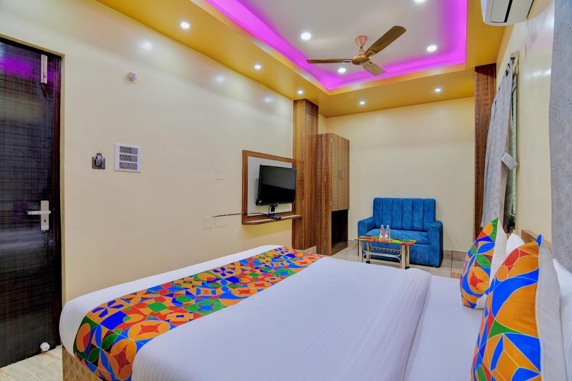 כלכותה Hotel Kanan Inn מראה חיצוני תמונה