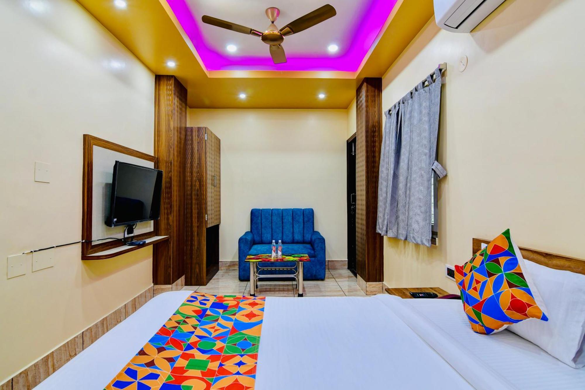 כלכותה Hotel Kanan Inn מראה חיצוני תמונה