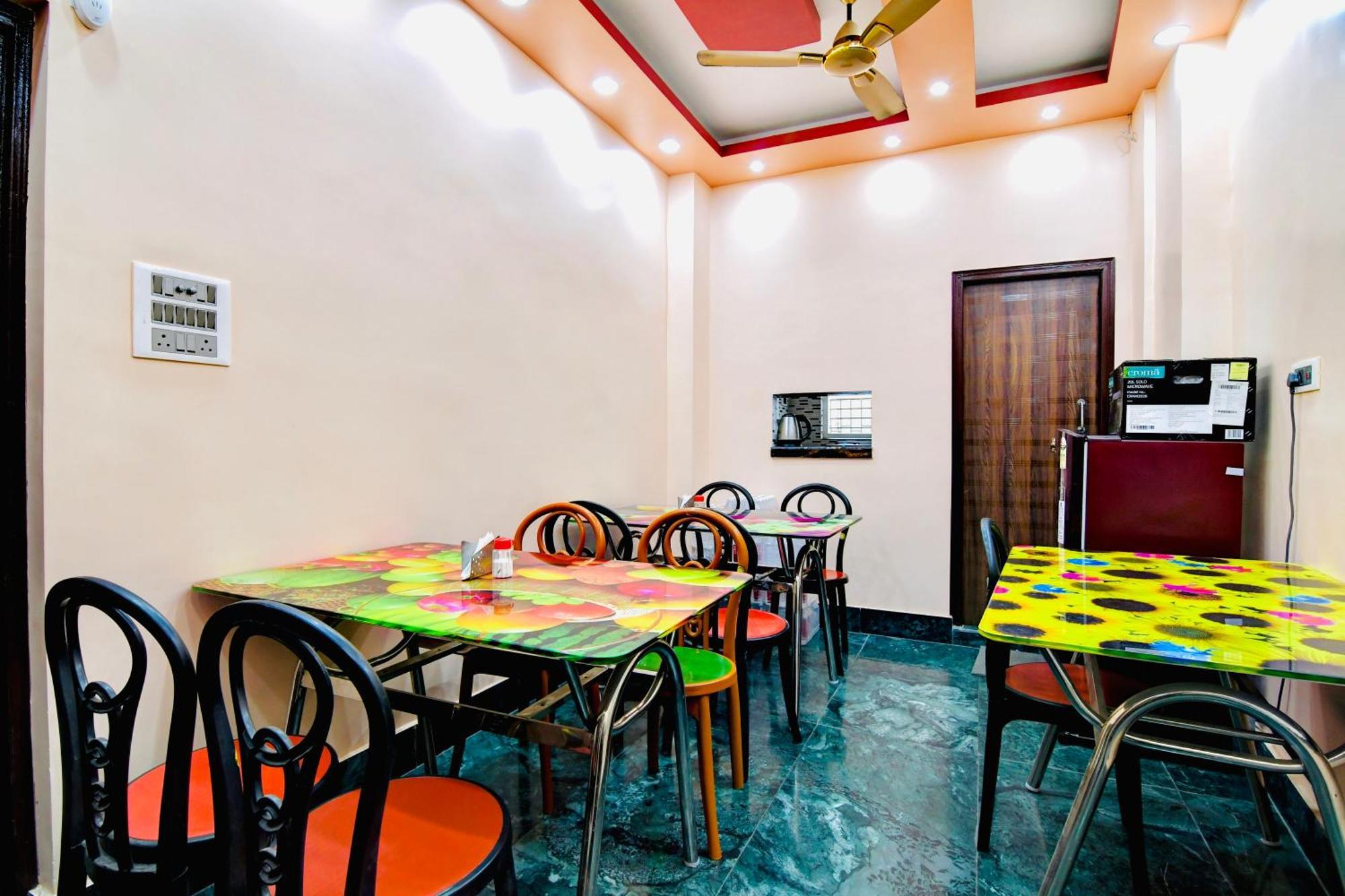 כלכותה Hotel Kanan Inn מראה חיצוני תמונה